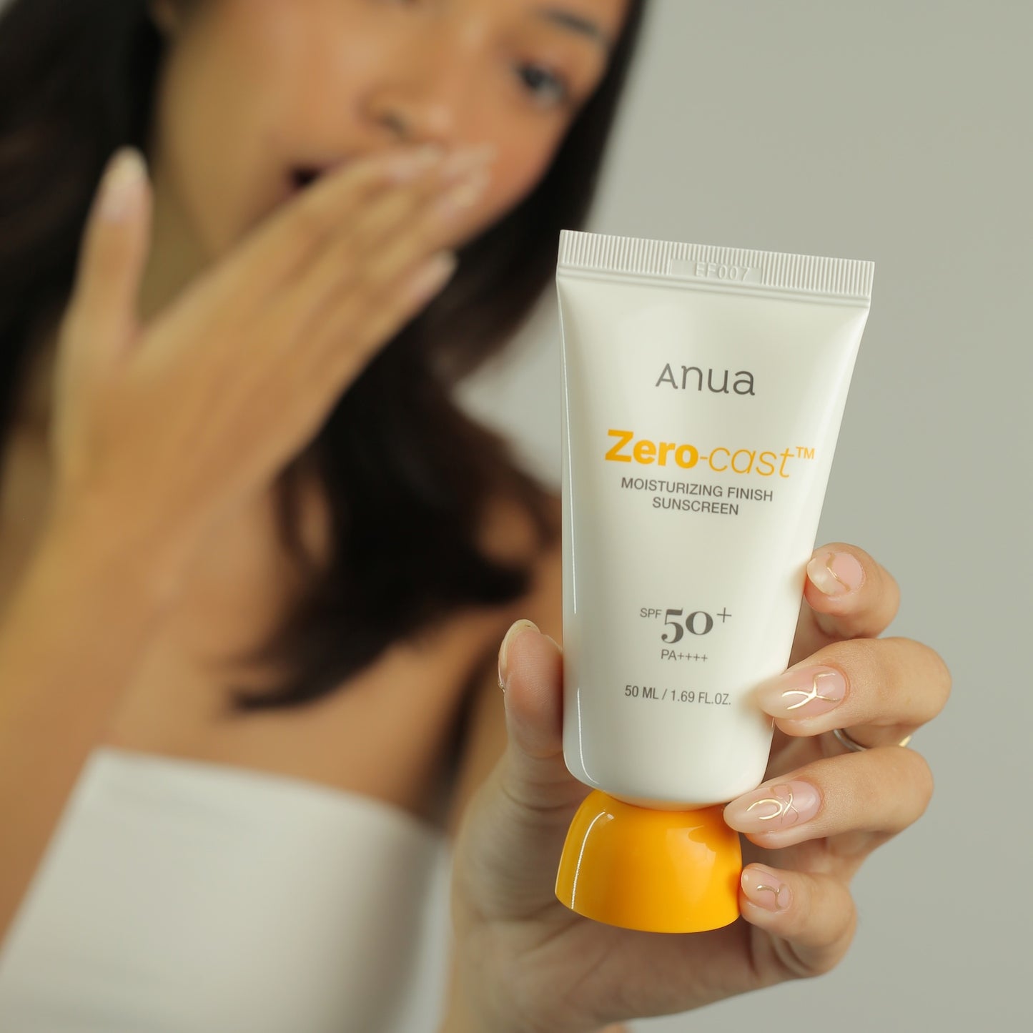 Zero-Cast Moisturizing Finish Sunscreen