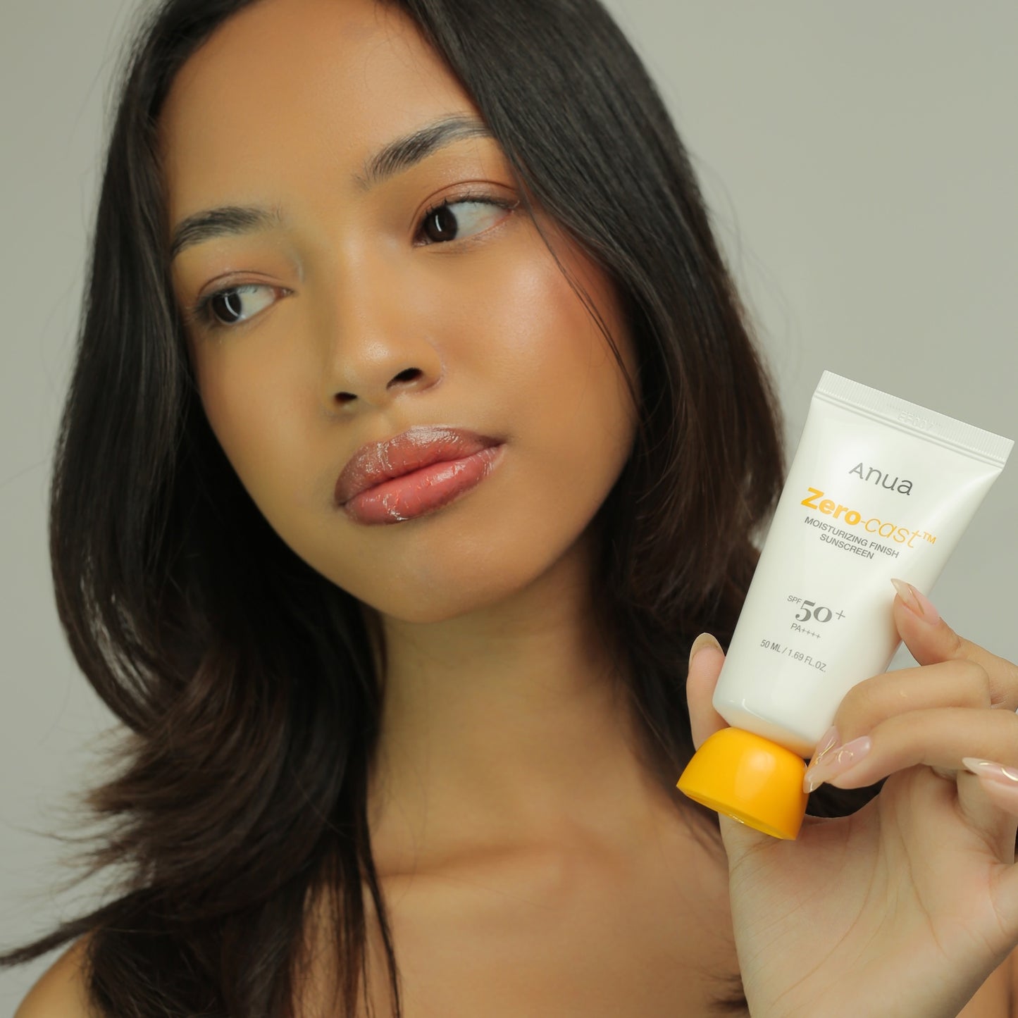 Zero-Cast Moisturizing Finish Sunscreen