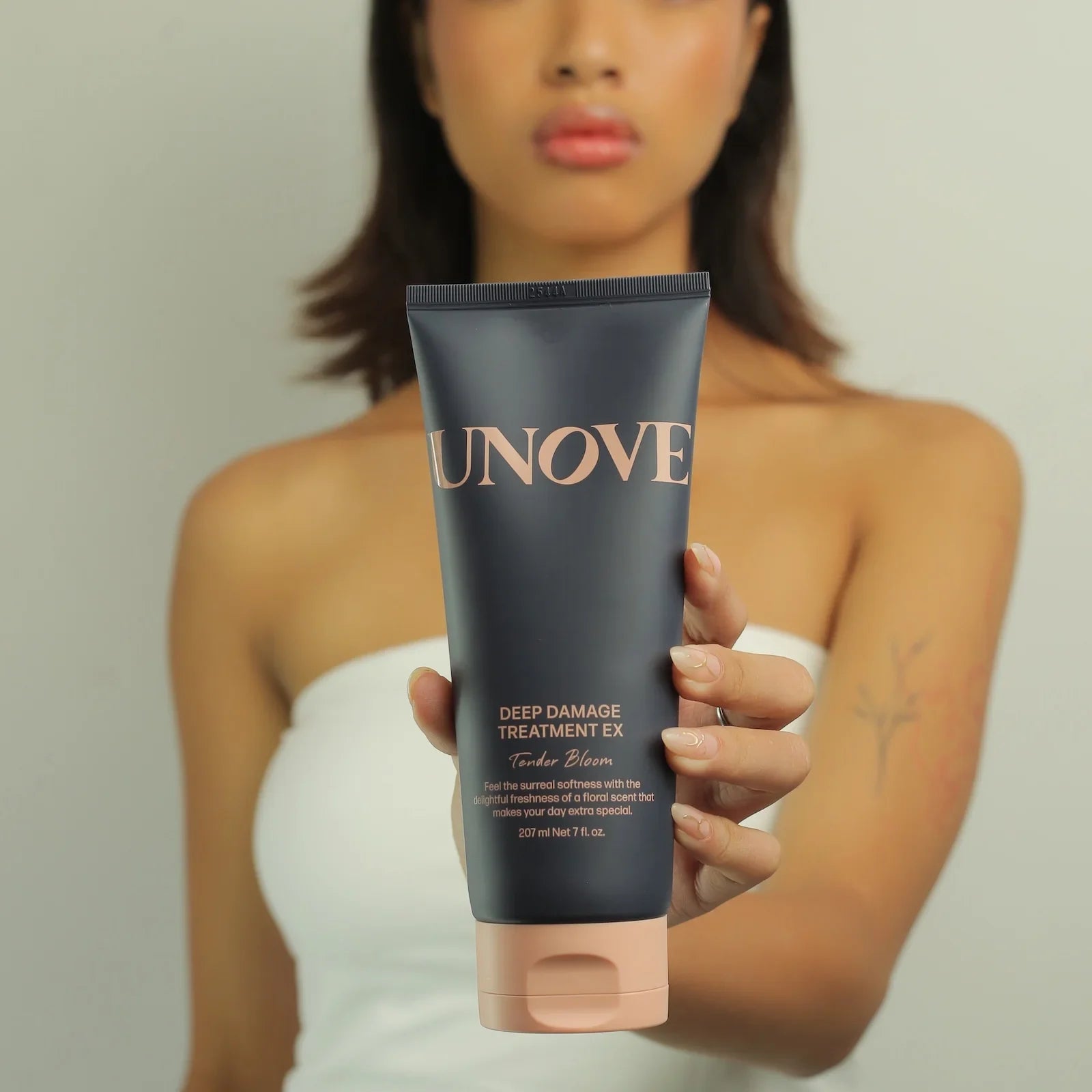 UNOVE Deep Damage Treatment EX hair mask for repair, floral scent, 207ml