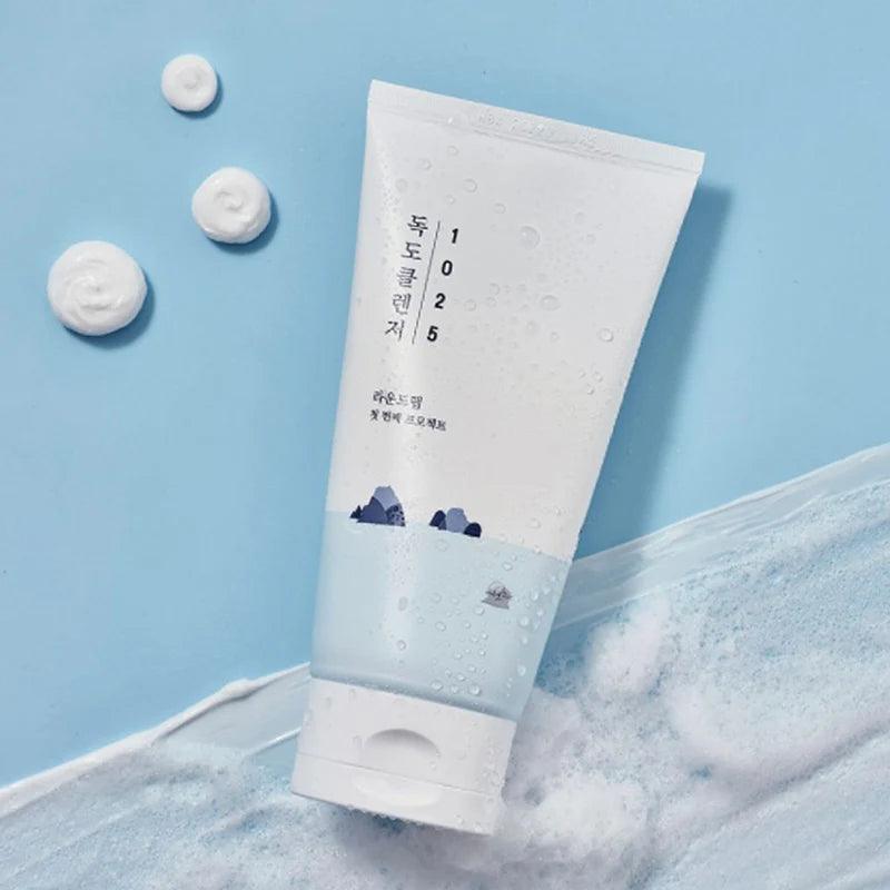 1025 Dokdo Cleanser - Cherry Beauty