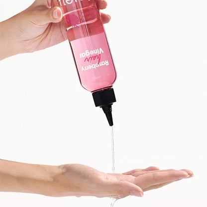 A_pieu_RaspberryHairVinegar_Phot - Cherry Beauty